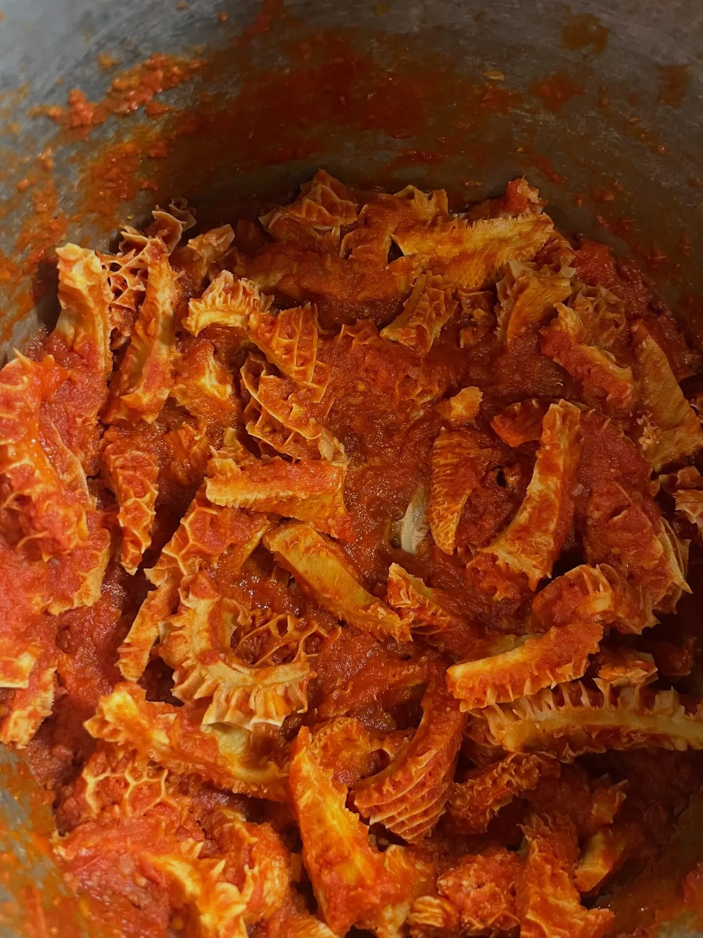 当店では、ハチノスをただ三角形にザクザク切っているわけではな...